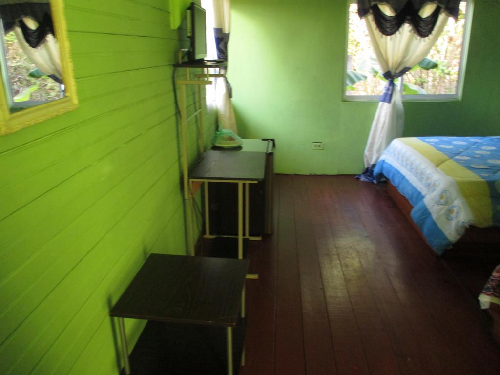 Hotel Flemming Tree Providencia Island 外观 照片