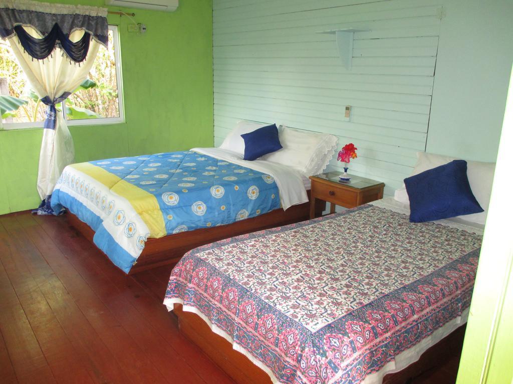 Hotel Flemming Tree Providencia Island 外观 照片