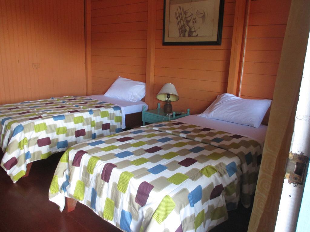Hotel Flemming Tree Providencia Island 外观 照片